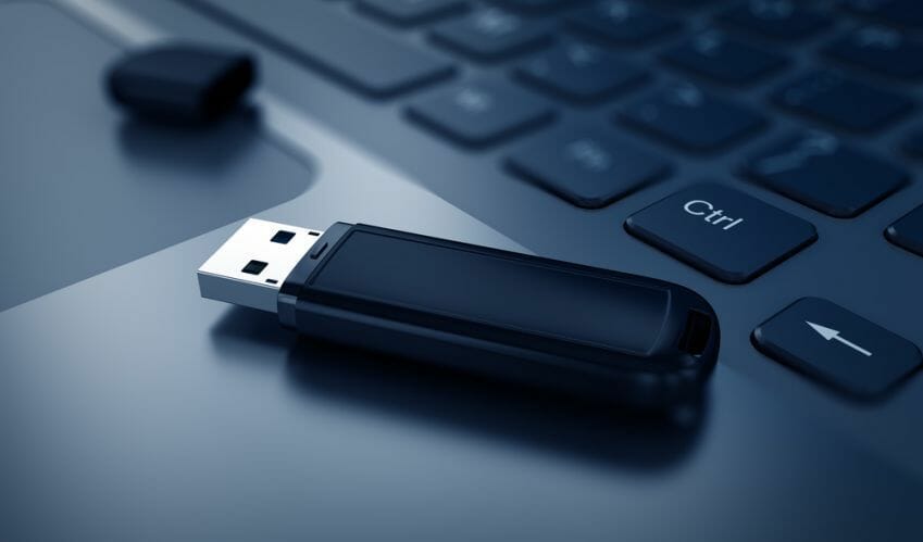 Fungsi dan Kekurangan Flashdisk Sebagai Media Penyimpanan